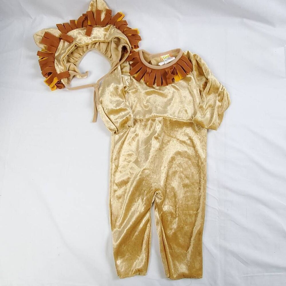 Adorable Tiny Treats by Disguise™ lion costume for infants